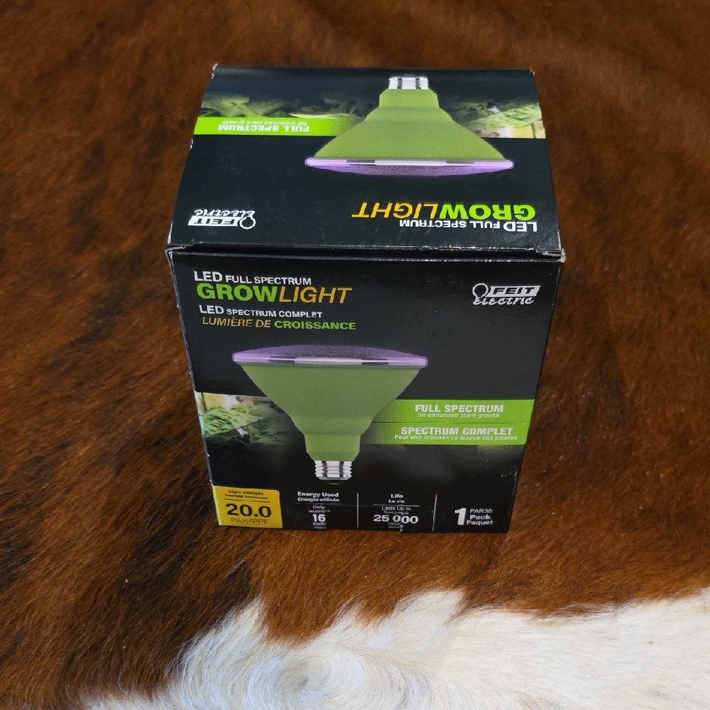 FEIT Green and Black LED Full Spectrum Grow Light